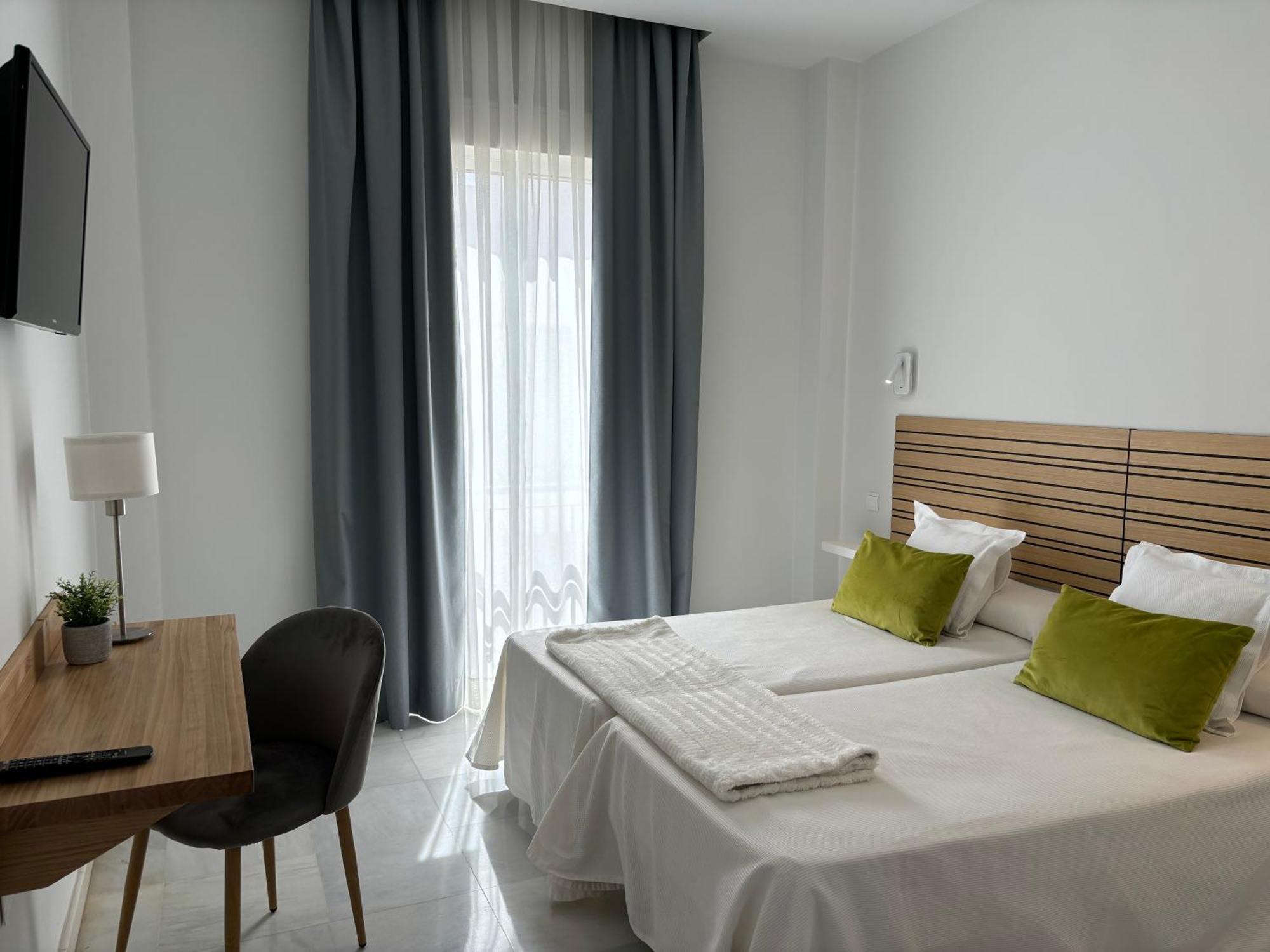 Hotel Lince Aznalcazar Exterior photo